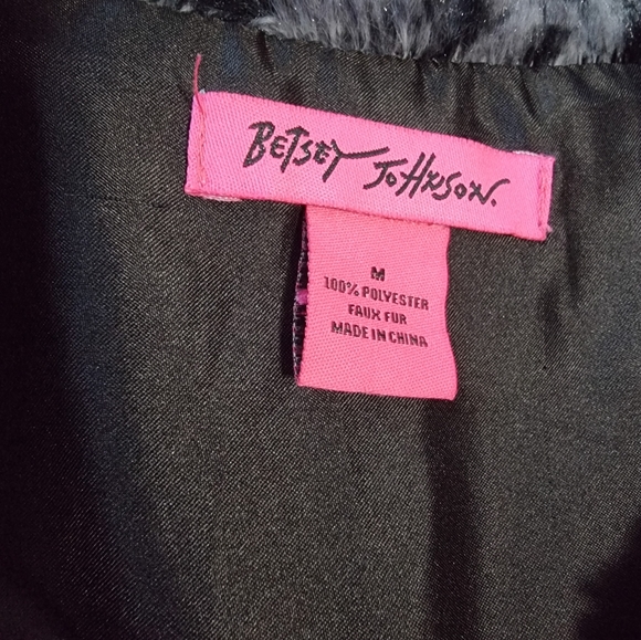 Betsey Johnson Super Soft Leopard Print Vest - Picture 6 of 9